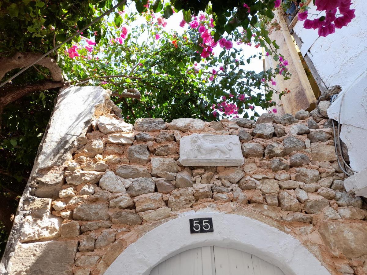 The Venetian Walls 'Central House With Private Courtyard - Charmy & Cheap' Iráclio Exterior foto
